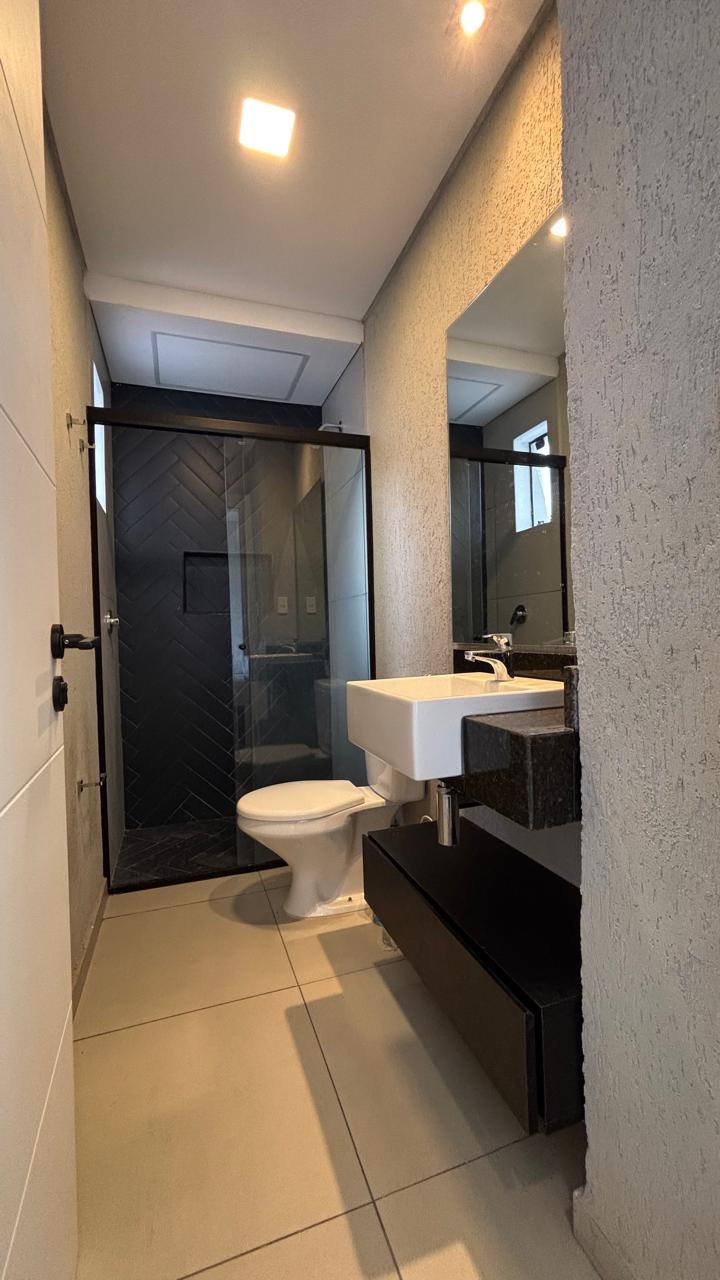 Un dormitorio en Mariano Roque Alonso, foto 8
